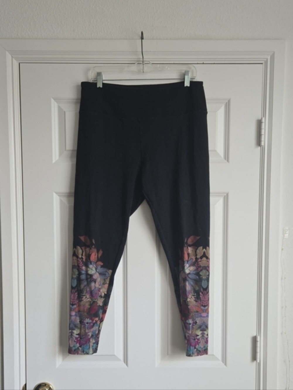 Black Floral-Trim Leggings